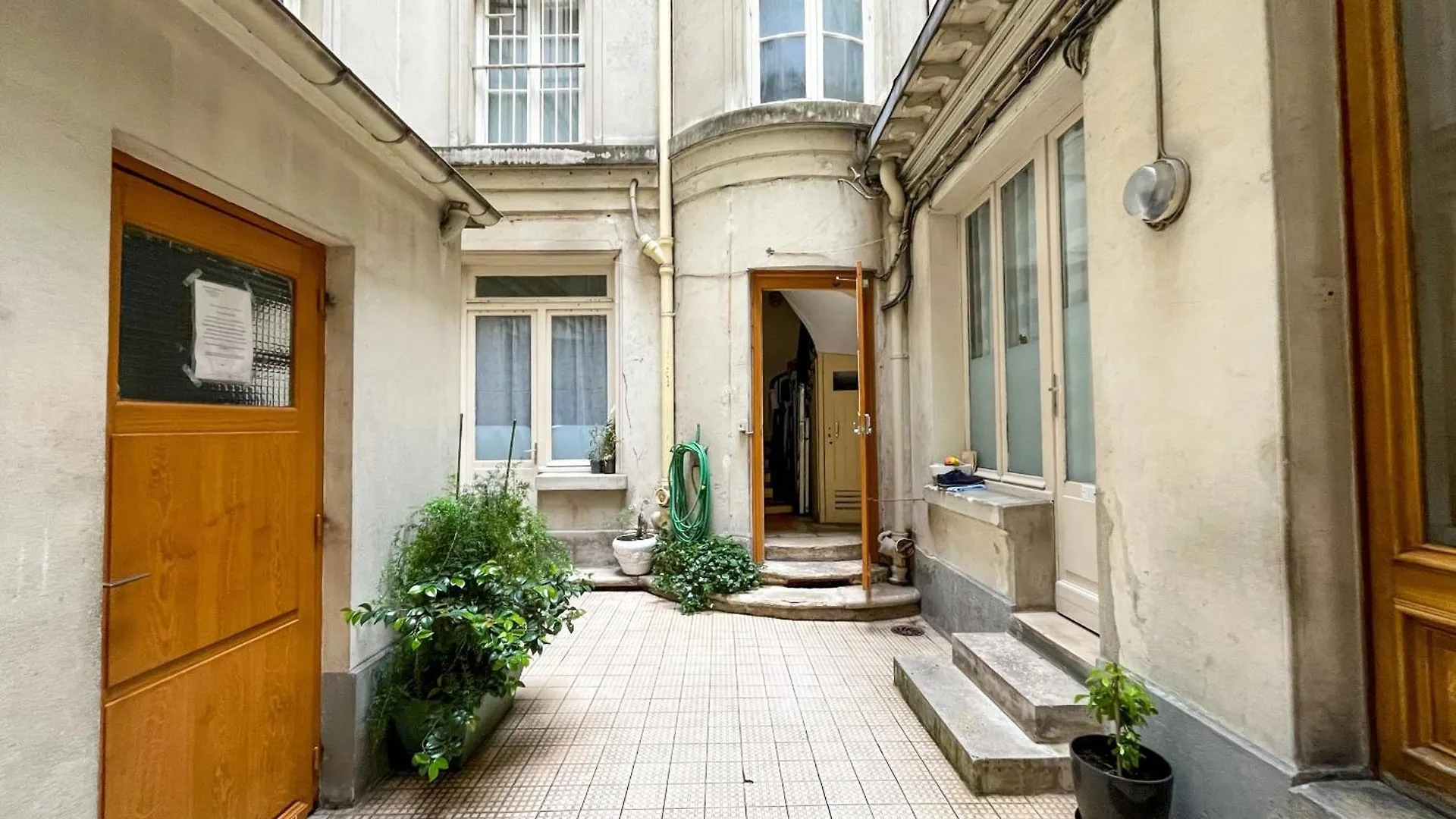 112 - Urban Atelier Saint Michel Apartman Párizs